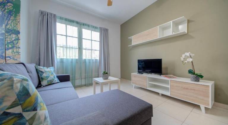 Azure Haven - Gzira Apartments and Penthouse By ShortLetsMalta — photo 5