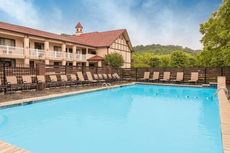 Baymont by Wyndham Helen — photo 2