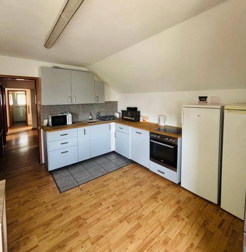Rental apartment with 3 rooms for 8 persons — photo 2