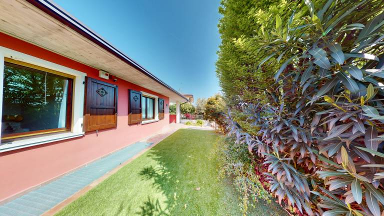 Ferienhaus in Montanina, Gardasee, Italien