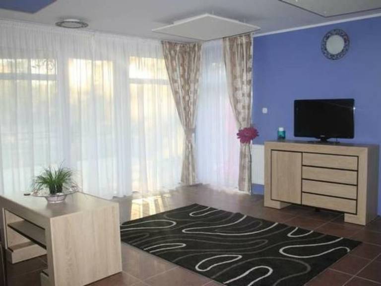 Beautiful holiday apartment with barbeque, patio & yard | Close to the beach | Dogs allowed — photo 2