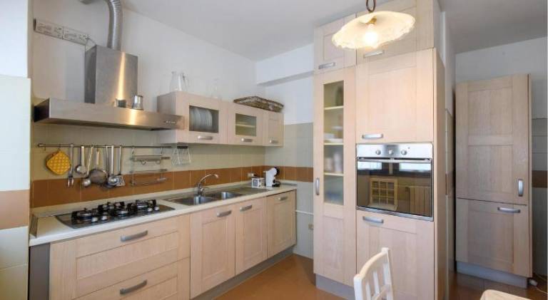 Holiday apartment with patio — photo 4