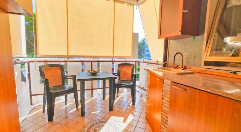 Apartment with 1 room for 4 persons — photo 2