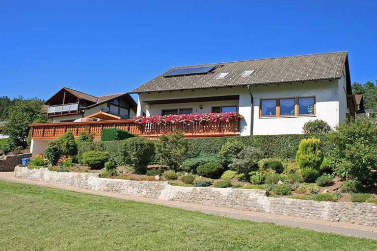 Ferienhaus mit Hund in Tennenbronn für max. 4 Personen Ferienhaus mit Hund in Tennenbronn für max. 4 Personen