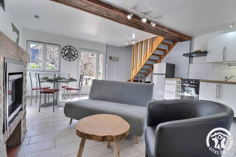 Nice gite with garden, patio & barbeque | Pets are welcome — photo 3