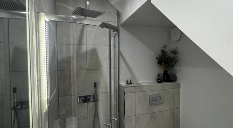 Cozy Private Room with Private Bathroom — photo 3