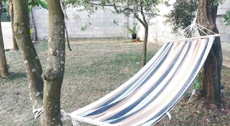 Holiday apartment with yard, patio & barbeque — photo 5