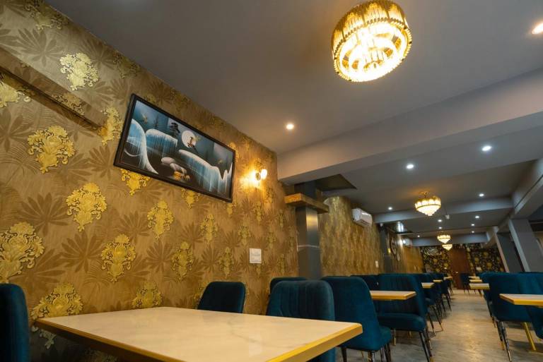 Sandal Suites Noida