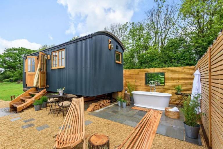 Cabin  Yetminster