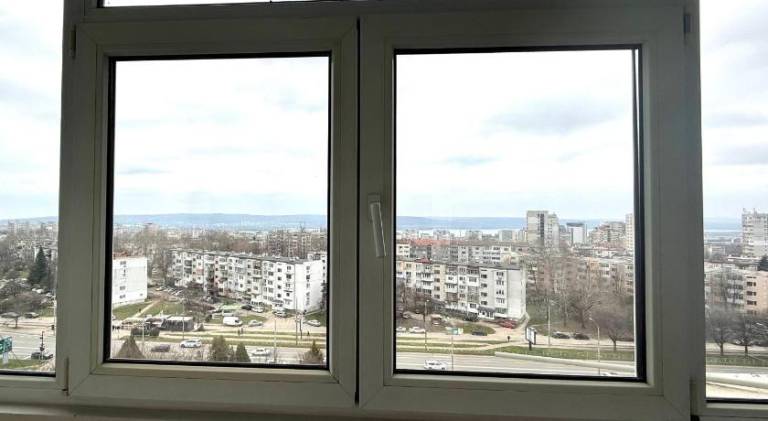 Apartment with garden & patio — photo 3