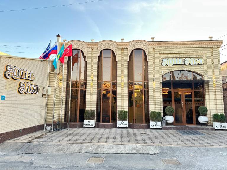 Niso in Samarkand