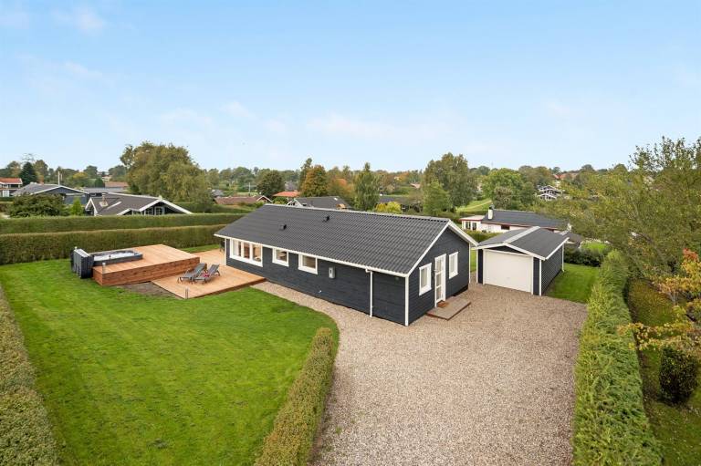 Fully equipped lovely house with patio, sauna & yard | Dogs allowed — photo 2