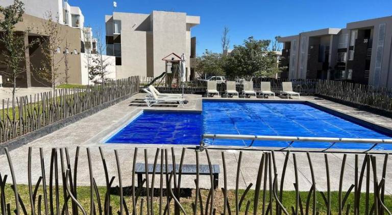 Holiday apartment with pool — photo 2