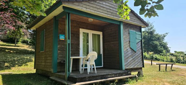 Camping Seasonova Lac de Bournazel Chalet 4 Personen