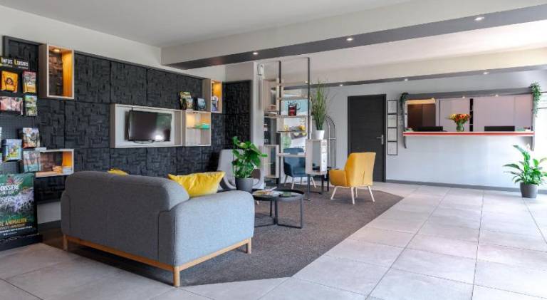 Lovely serviced apartment with garden | Pets allowed — photo 5