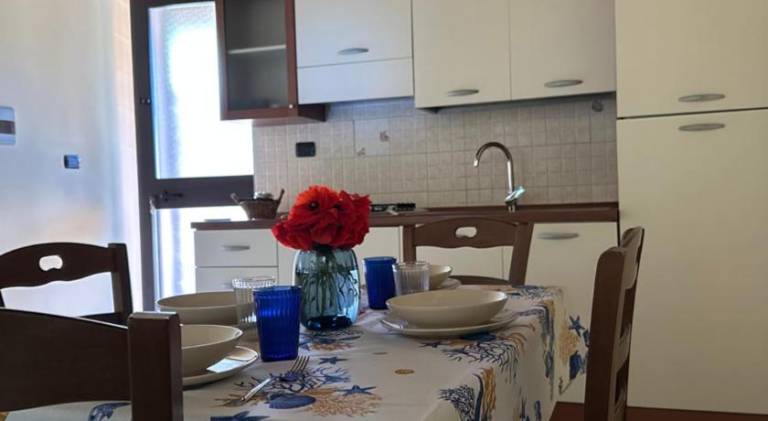 Serviced apartment with terrace & yard | Dogs allowed — photo 5