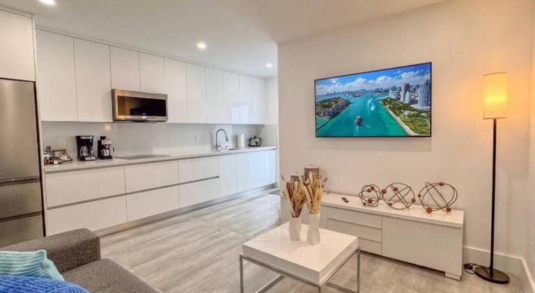 Vacation home | Pets allowed in Miami, FL