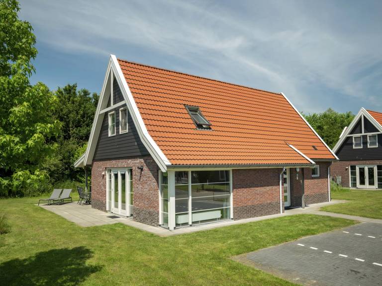 Villa Biddinghuizen