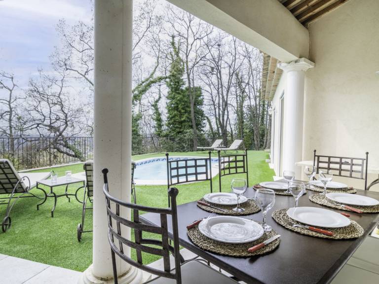 House with terrace, barbeque & yard — photo 5