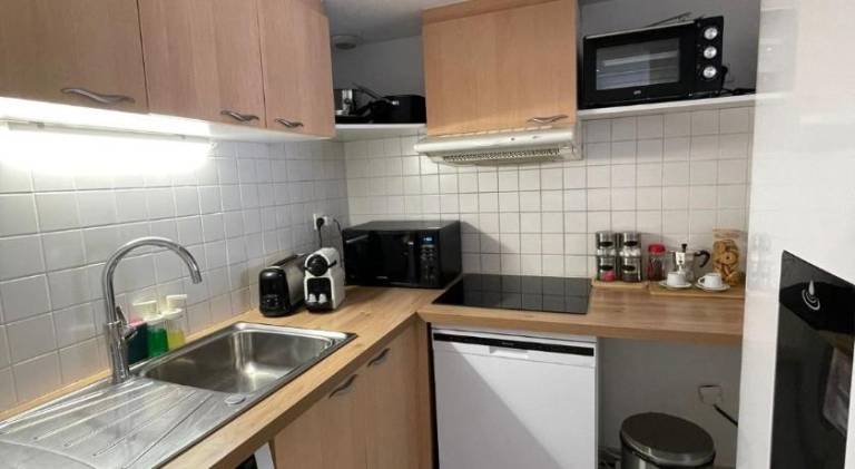 Apartment with 1 room for 4 persons — photo 3