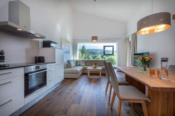 Vacation home with terrace — photo 4