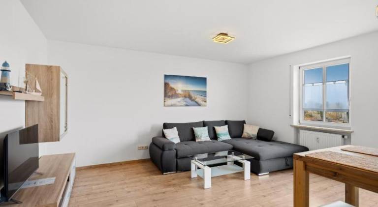 Apartment with 1 room for 4 persons — photo 2