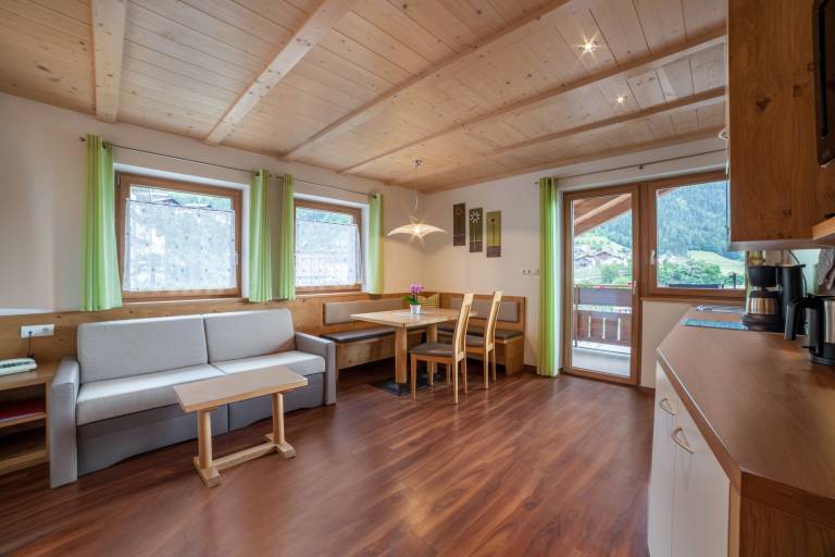 Nice holiday apartment with garden & terrace | Mountain view | Pet-friendly — photo 2