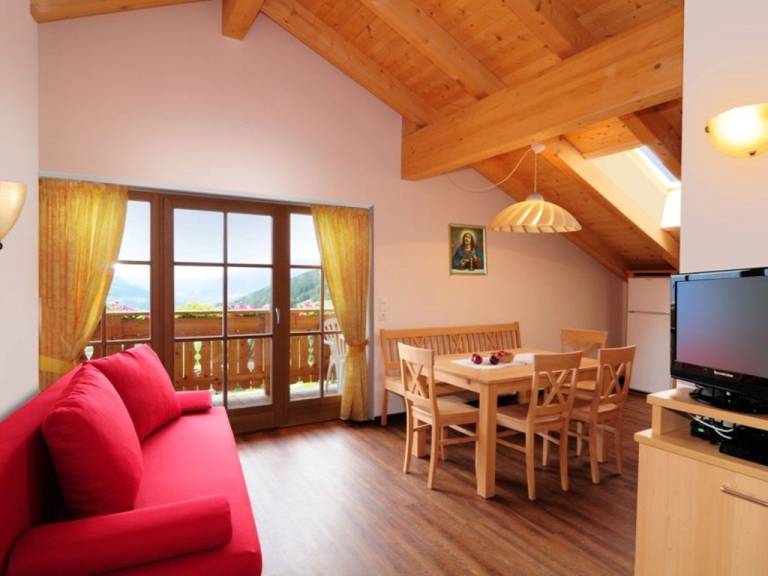 Ferienwohnung in Feldthurns, Villnösser Haltestelle für max. 6 Personen