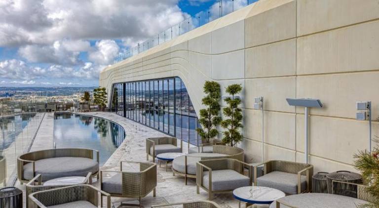 Official Mercury Suites With Rooftop Pool Access — photo 4