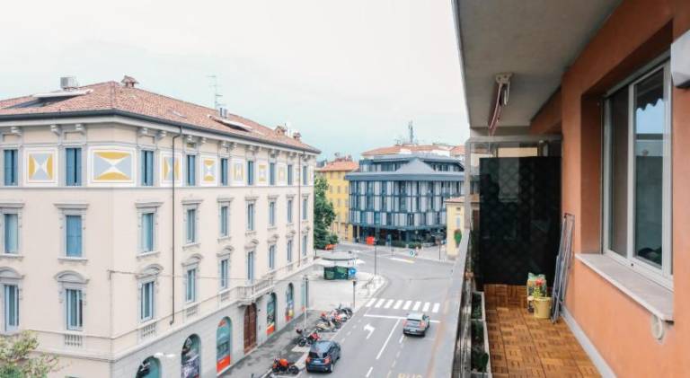 Holiday apartment with 2 rooms for 6 persons in Bergamo