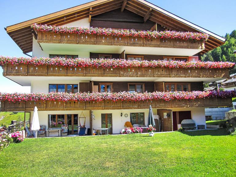 Ferienwohnung in Grächen für max. 4 Personen Ferienwohnung in Grächen für max. 4 Personen