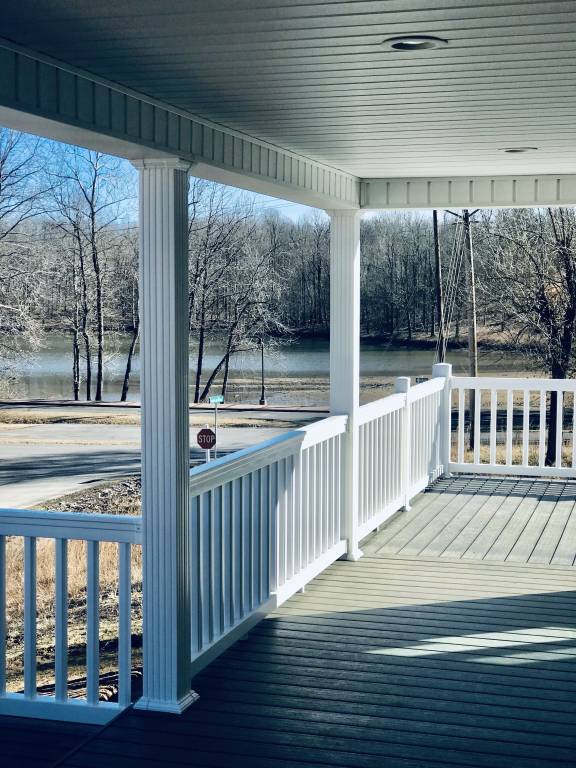 House Grand Rivers