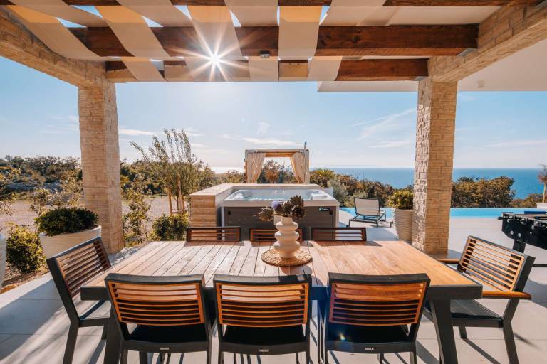 5 Luxury Seaview Villa Plant 6 with pool — photo 5