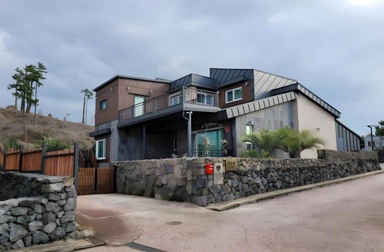 Aewol Aurora Pension