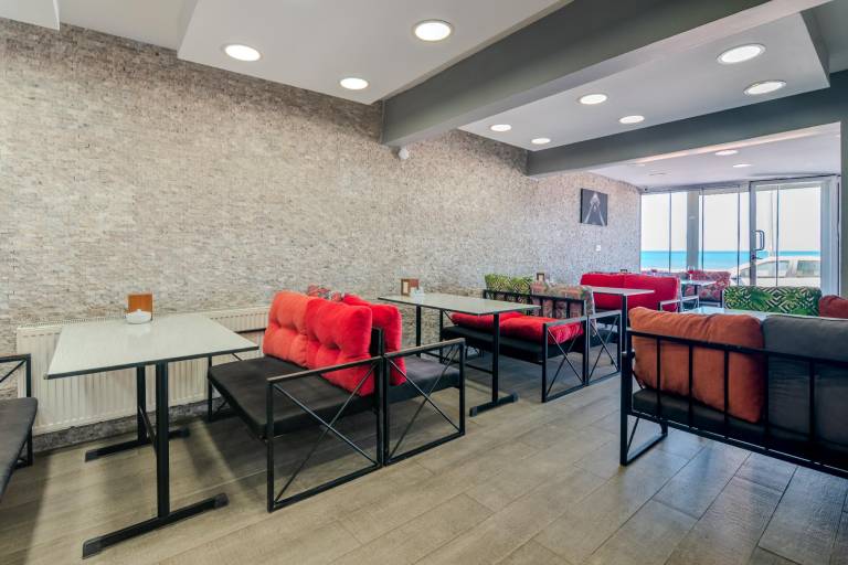 Airport Black Sea Hotel & Restaurant — photo 3
