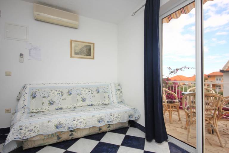 One bedroom apartment with terrace and sea view Kučište - Perna, Pelješac (A-4538-e) — photo 2
