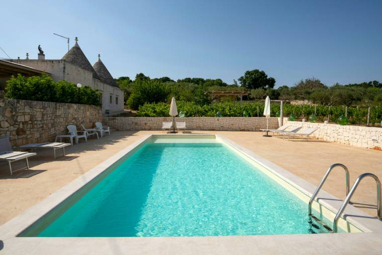 Family-oriented wonderful house with garden, barbeque & private pool | Pet-friendly in Locorotondo