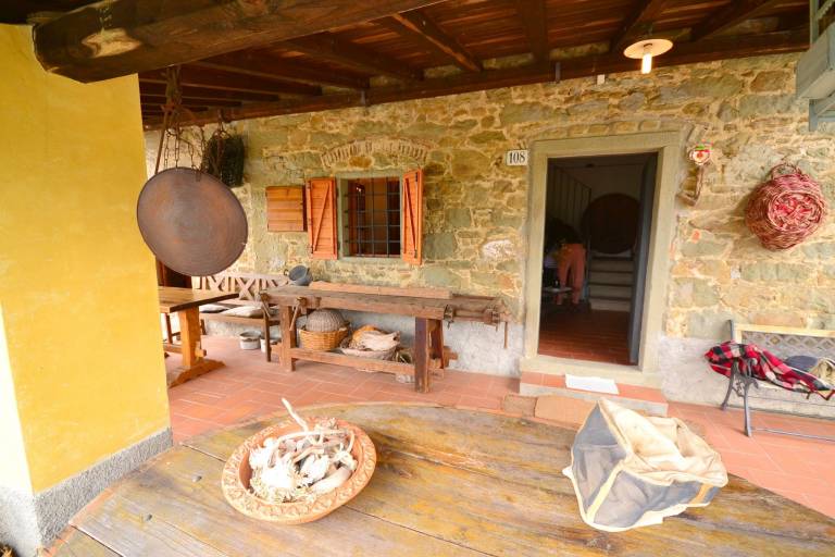Lovely cottage with yard, pool & hot tub | Nature view | Dogs allowed — photo 4