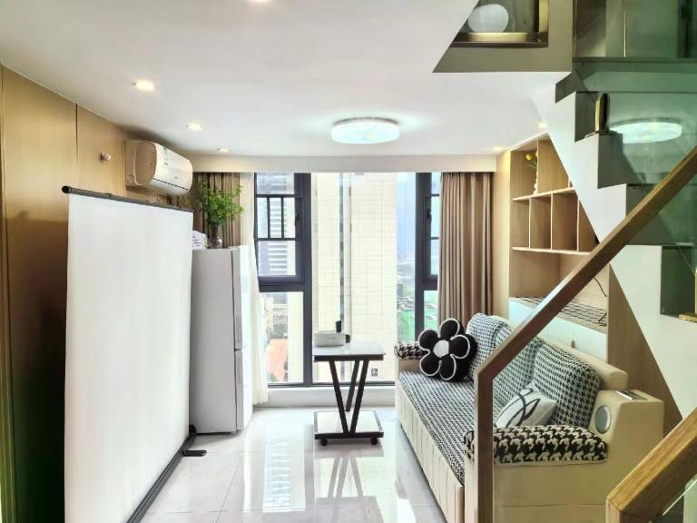Lovely holiday apartment | Water view | Good for workation | Pets are welcome in Changsha