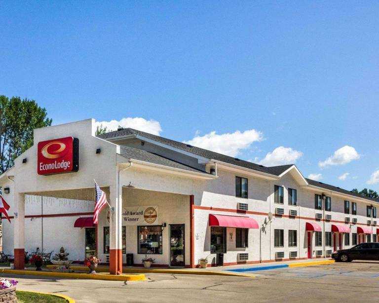 Econo Lodge Grand Forks near University in Grand Forks, ND