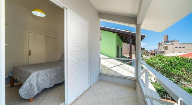 House | Close to the beach | Pet-friendly — photo 4