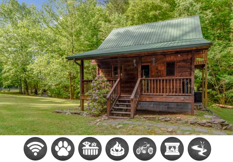 Whisper Creek: Pet Friendly, Free Attraction Tickets, Hot Tub, Wood Fireplace & Creek View — photo 2