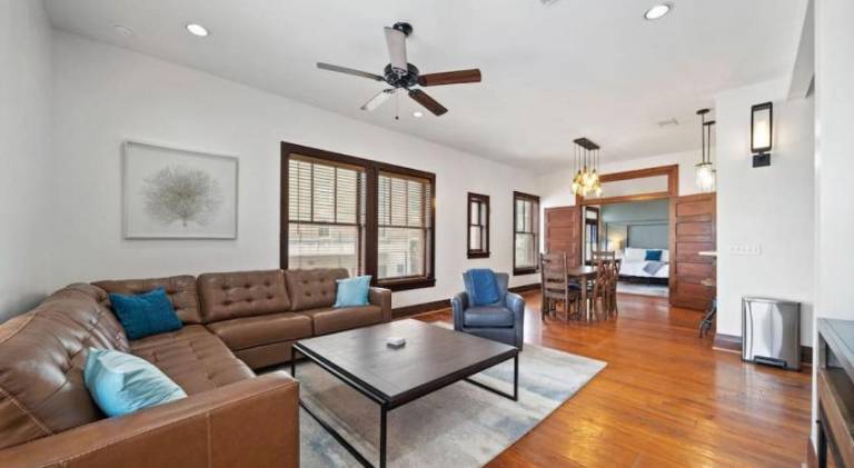 Charming loft near the historic strand in downtown — photo 3