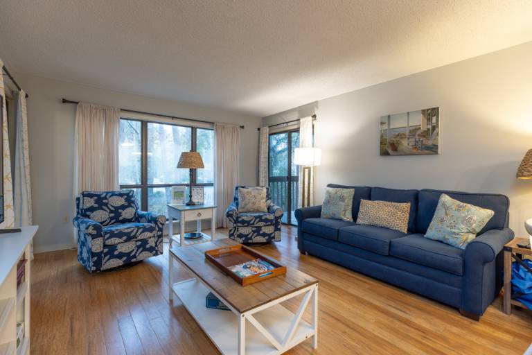 41 Moorings: 2 BR Pet Friendly Villa, Free Bikes, Free Beach Chairs, Beach in Hilton Head Island, SC