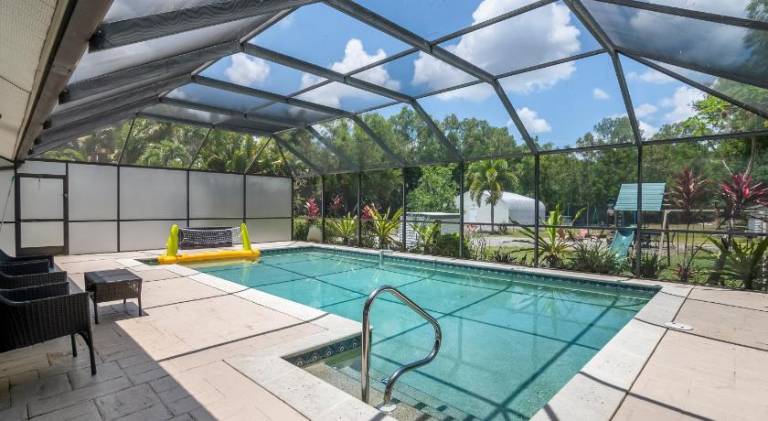 Charming villa with pool | Pets allowed in Bonita Springs, FL