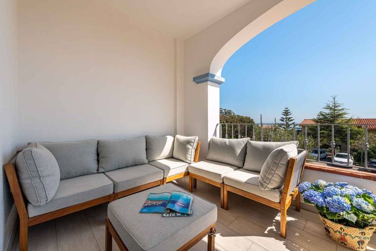 House with BBQ & terrace — photo 2