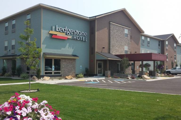 Ledgestone Suites Hotel Vernal
