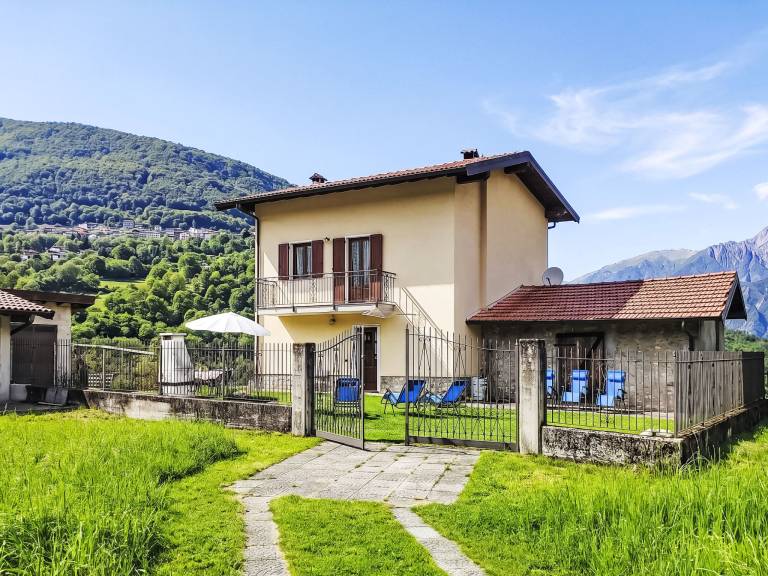 Ferienhaus Osteno-claino