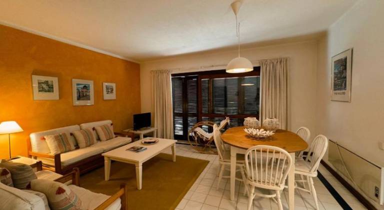 House | Beach nearby | Pets allowed — photo 3