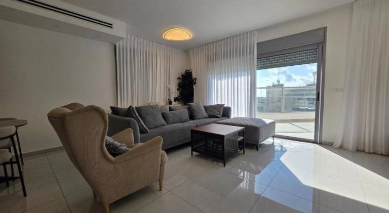 House | Pets allowed in Haifa